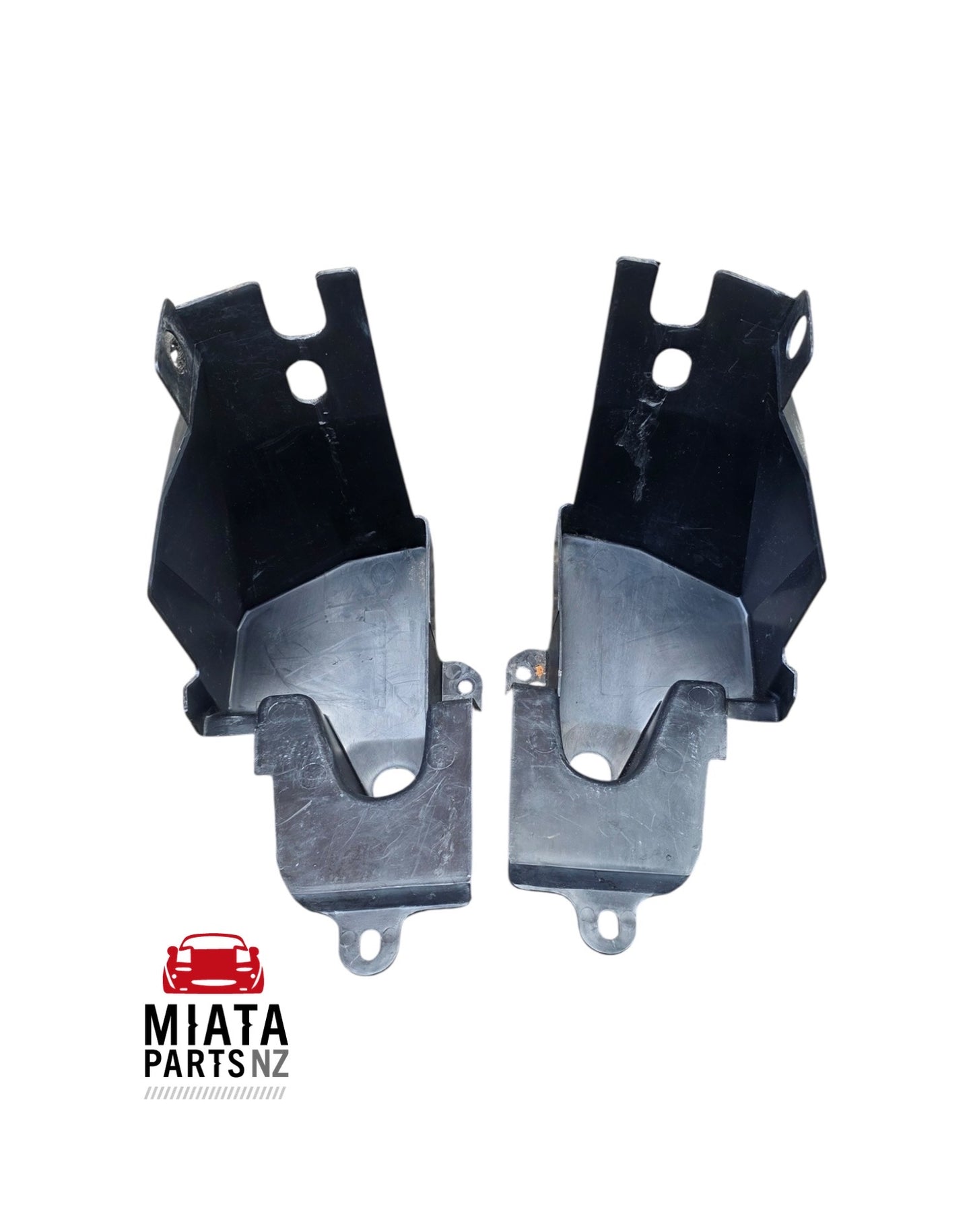 MX5 NA Softtop Plastic Drain Hole Surround Ends (Used)