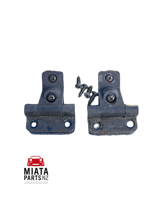 MX5 NA Centre Console Hinges (Used)