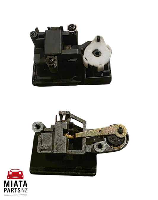 MX5 NA/NB Glovebox Lock (Used)
