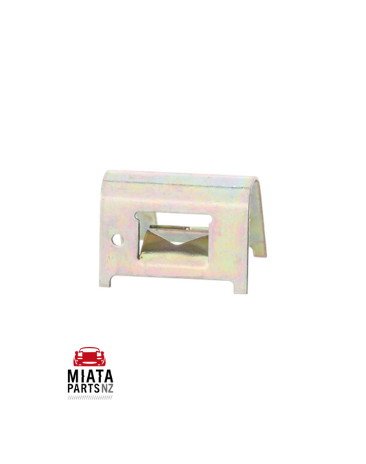 MX5 NB Sill/Scuff Plate Clip #2 (New)