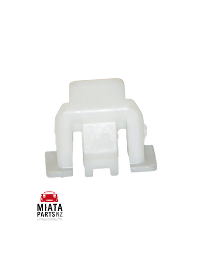 MX5 NB Sill/Scuff Plate Clip #1 (New)